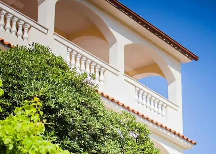 1 Bedroom Lovely In Διαμέρισμα *